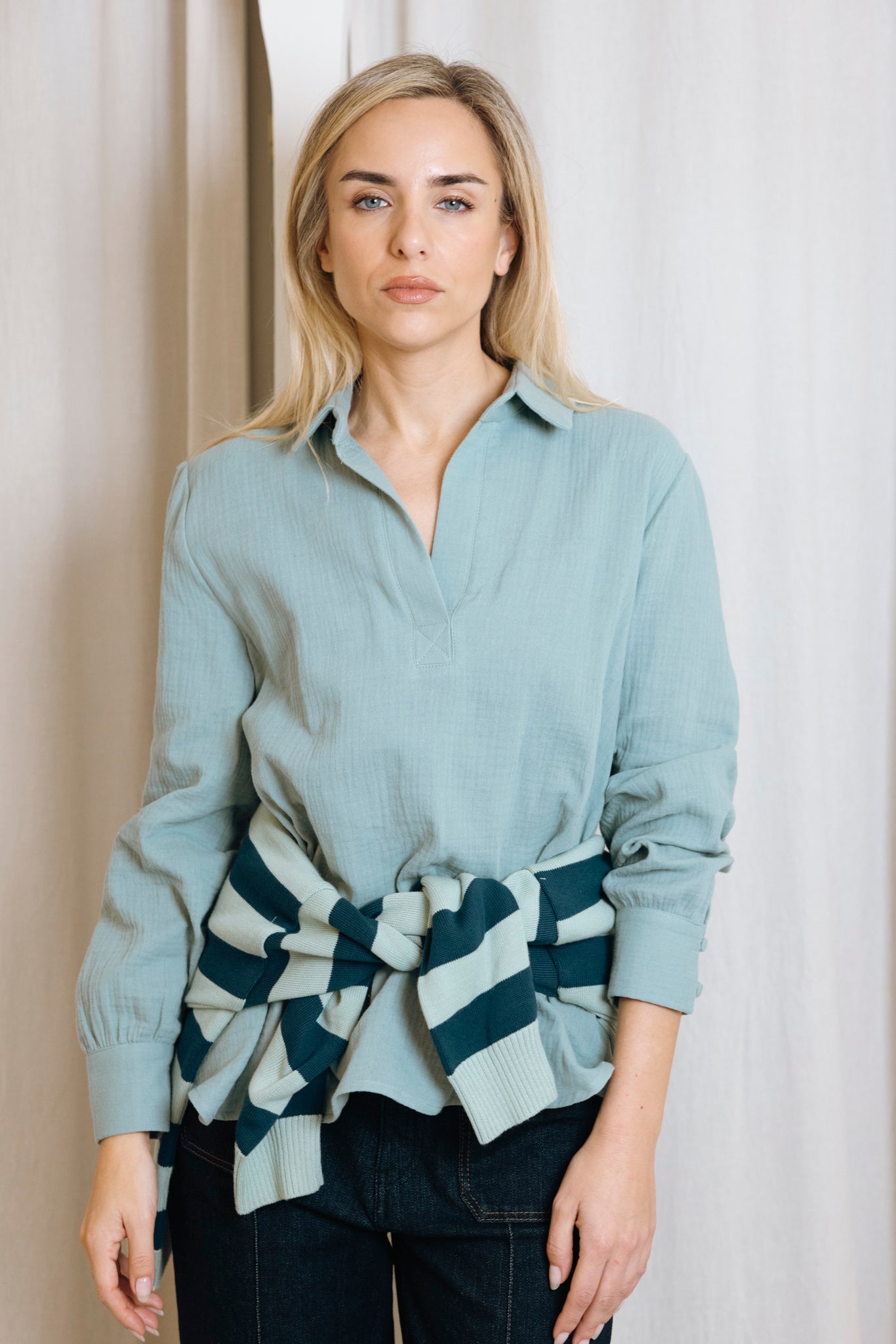 BLUSA COMILLAS VERDE MENTA