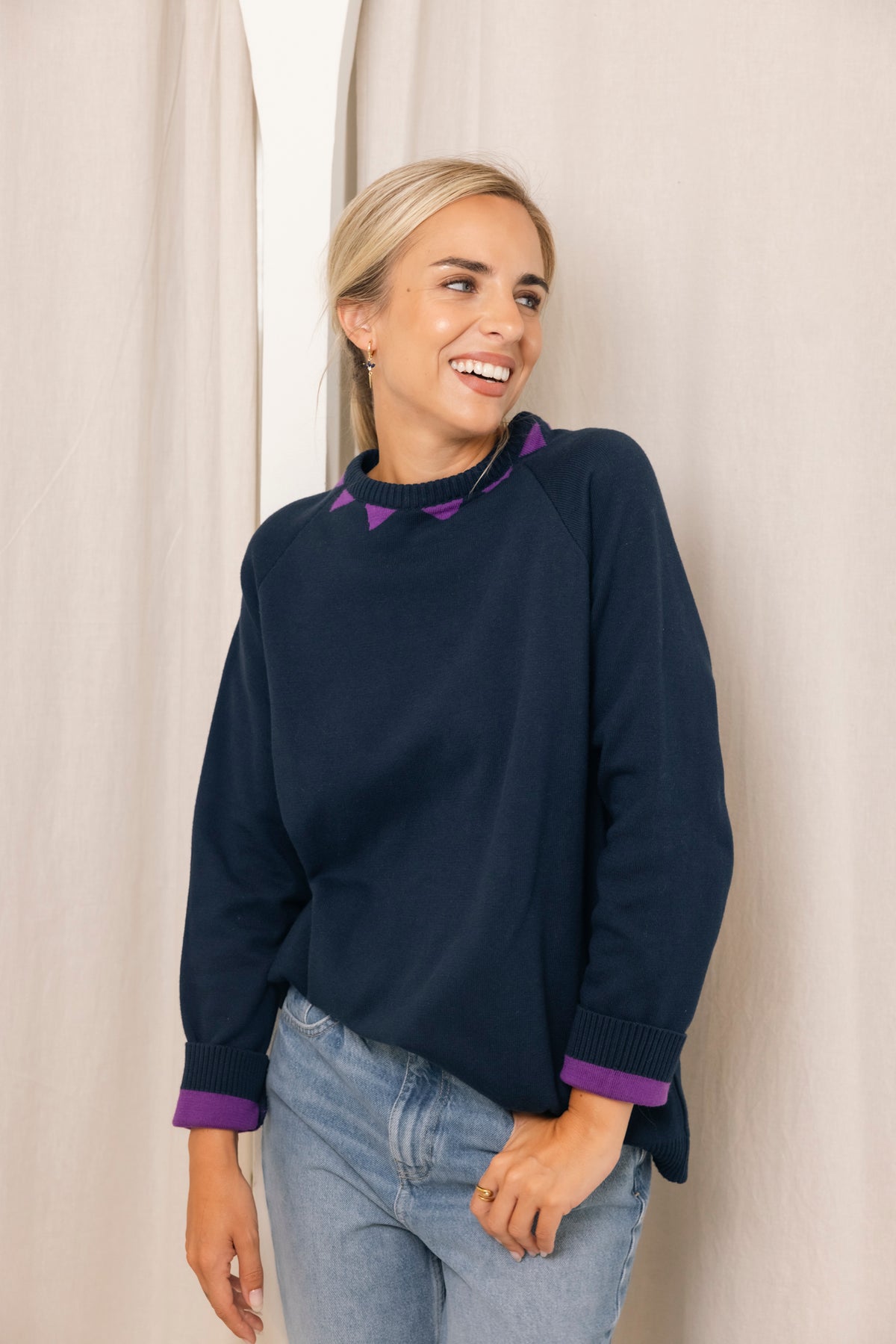 COSTWOLDS JERSEY BLUE PEAKS AND AUBERGINE PURPLE PEAKS