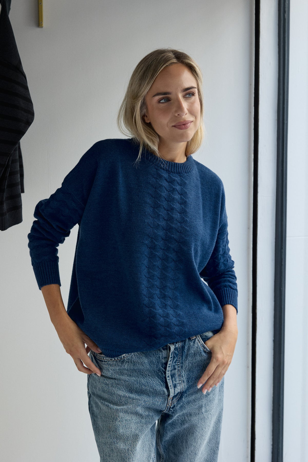 JERSEY DE LANA MERINO ARLEQUIN AZUL KLEIN ELECTRICO