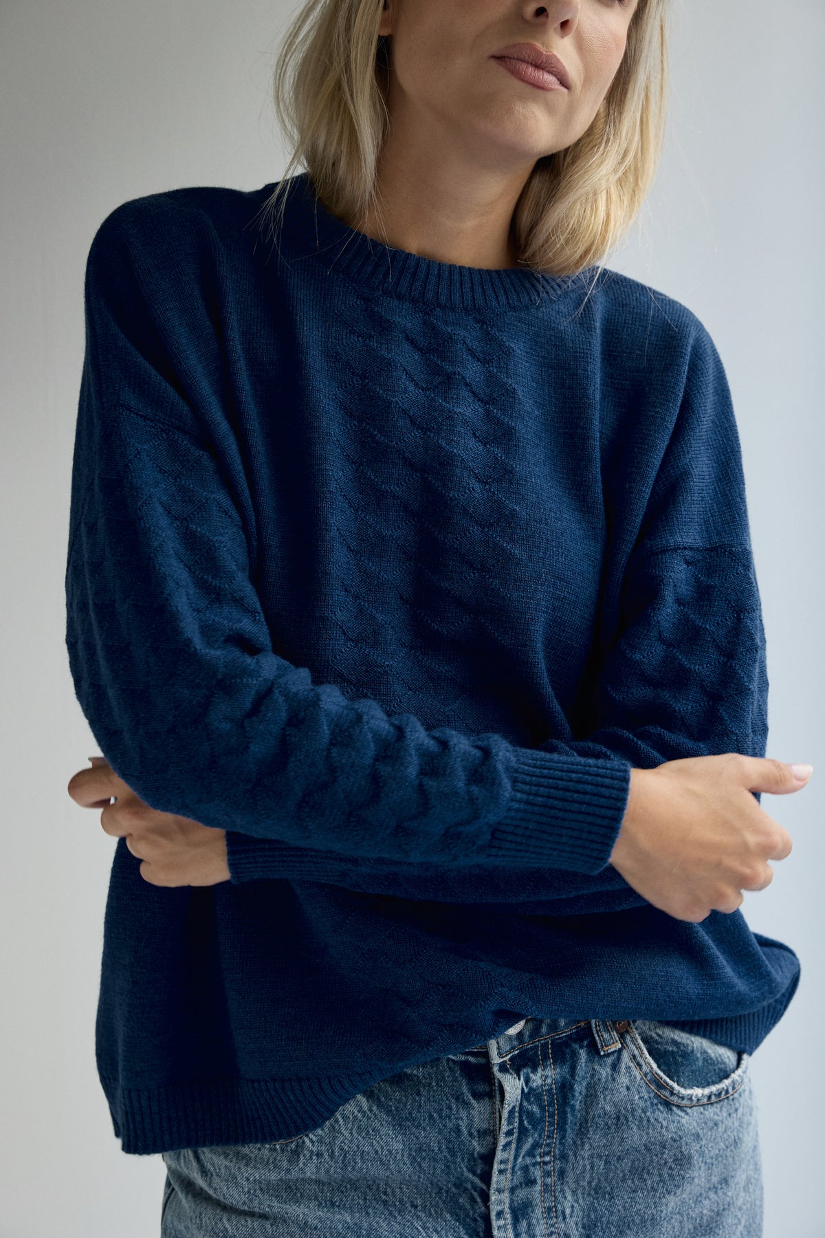 JERSEY DE LANA MERINO ARLEQUIN AZUL KLEIN ELECTRICO