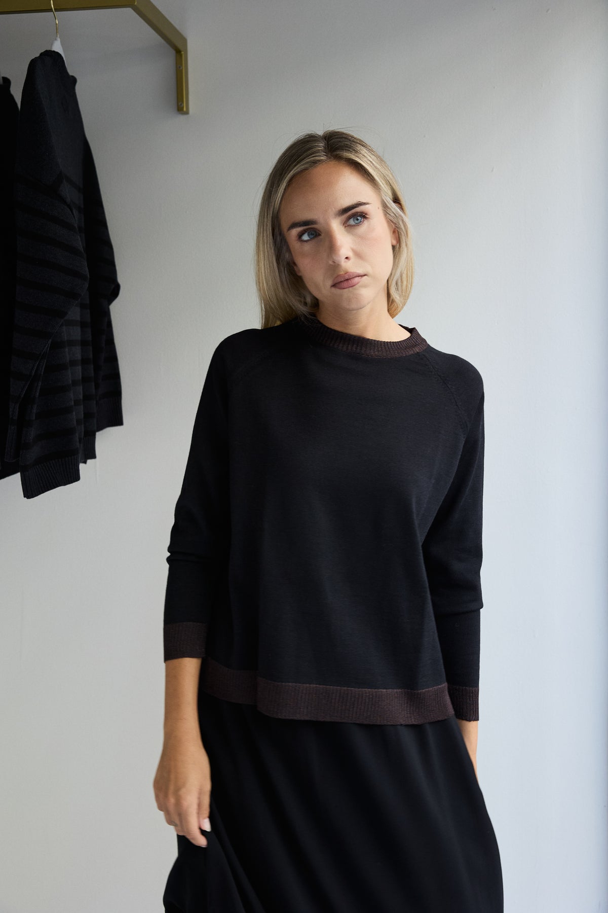 JERSEY LANA MERINO Y LUREX PIPER NEGRO Y CHOCOLATE