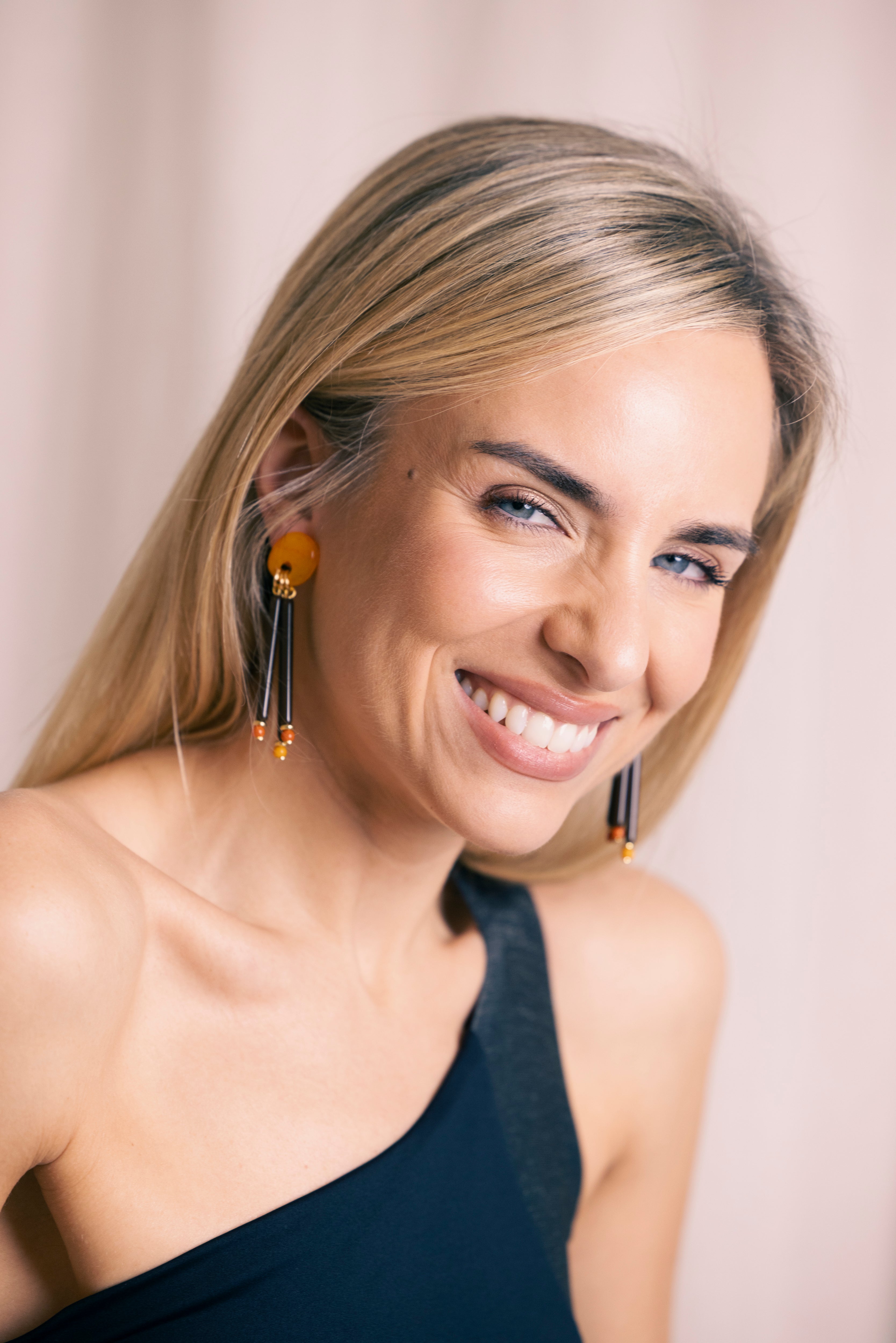 PENDIENTES ENA AMBAR Y NEGRO