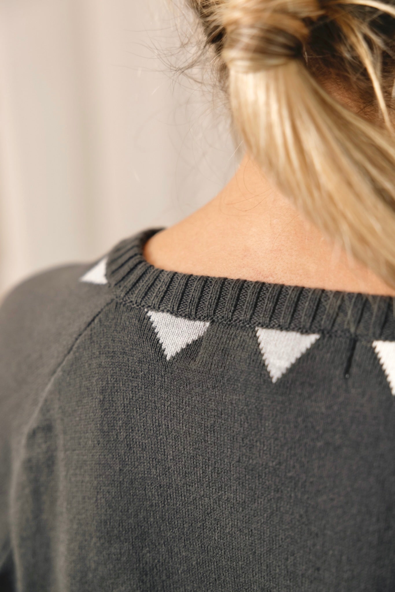 JERSEY COSTWOLDS PICOS GRIS CEMENTO Y GRIS CLARO BLACK DAYS