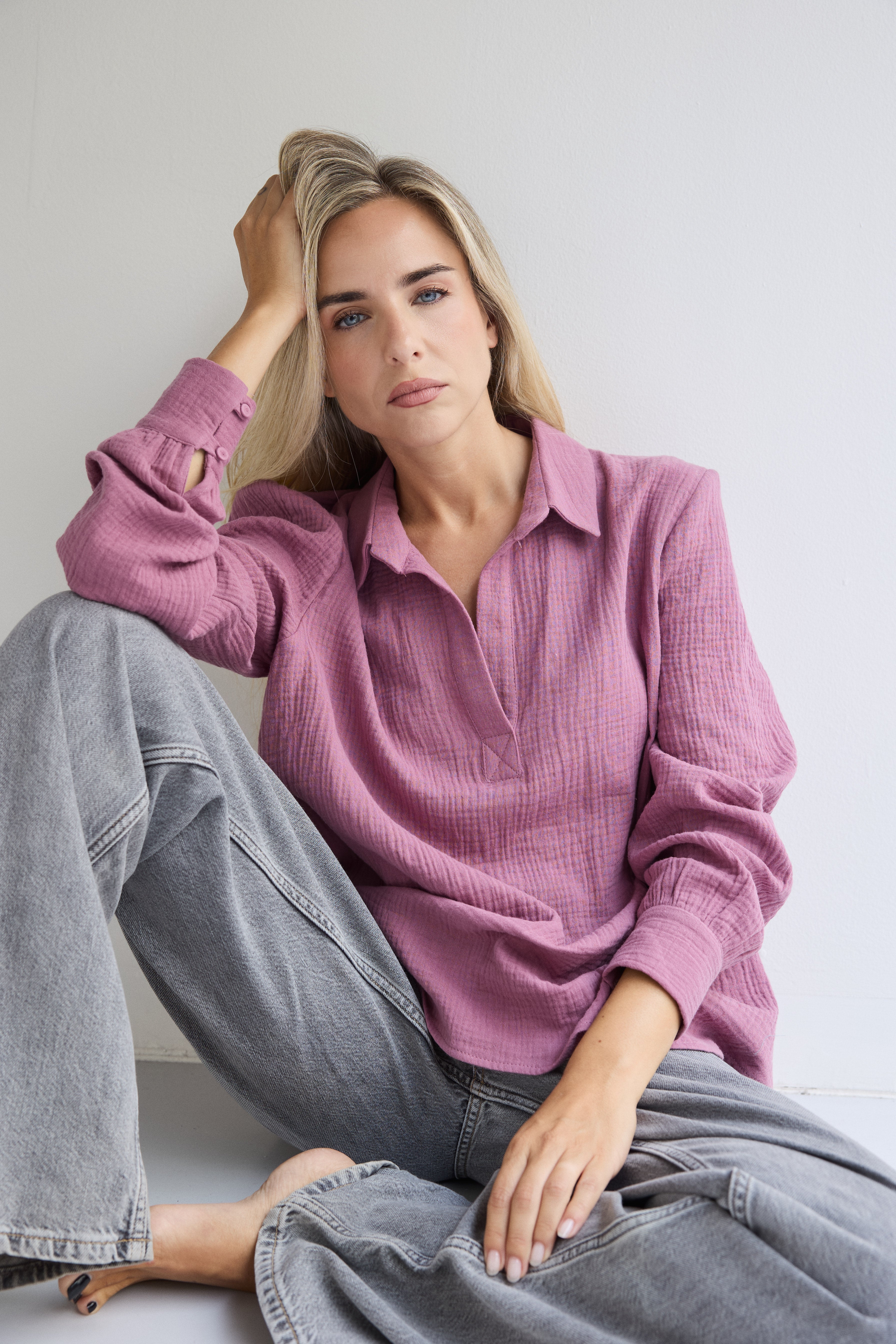 BLUSA COMILLAS COLOR CIRUELA
