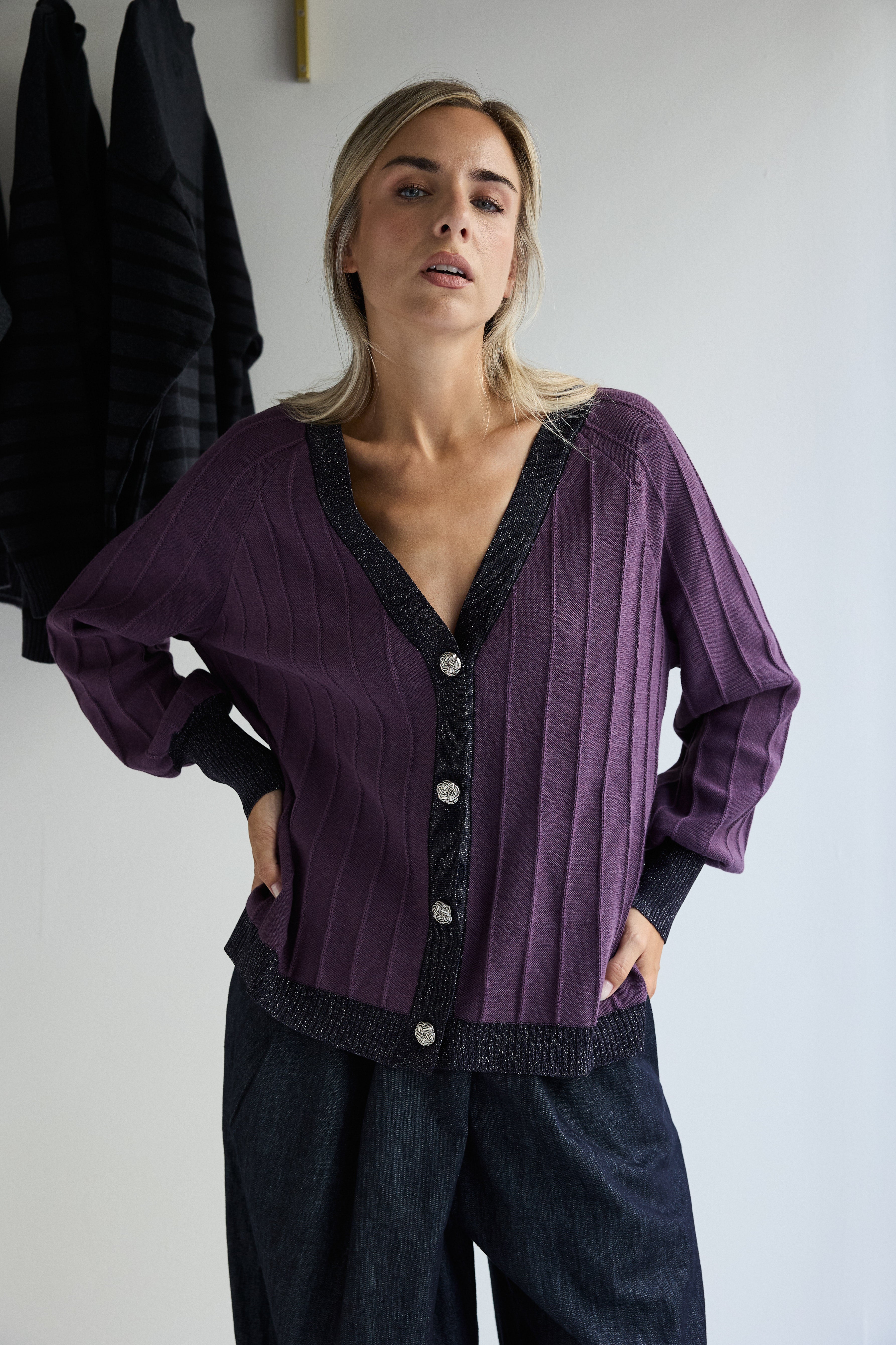 CARDIGAN PROVENZA BERENJENA