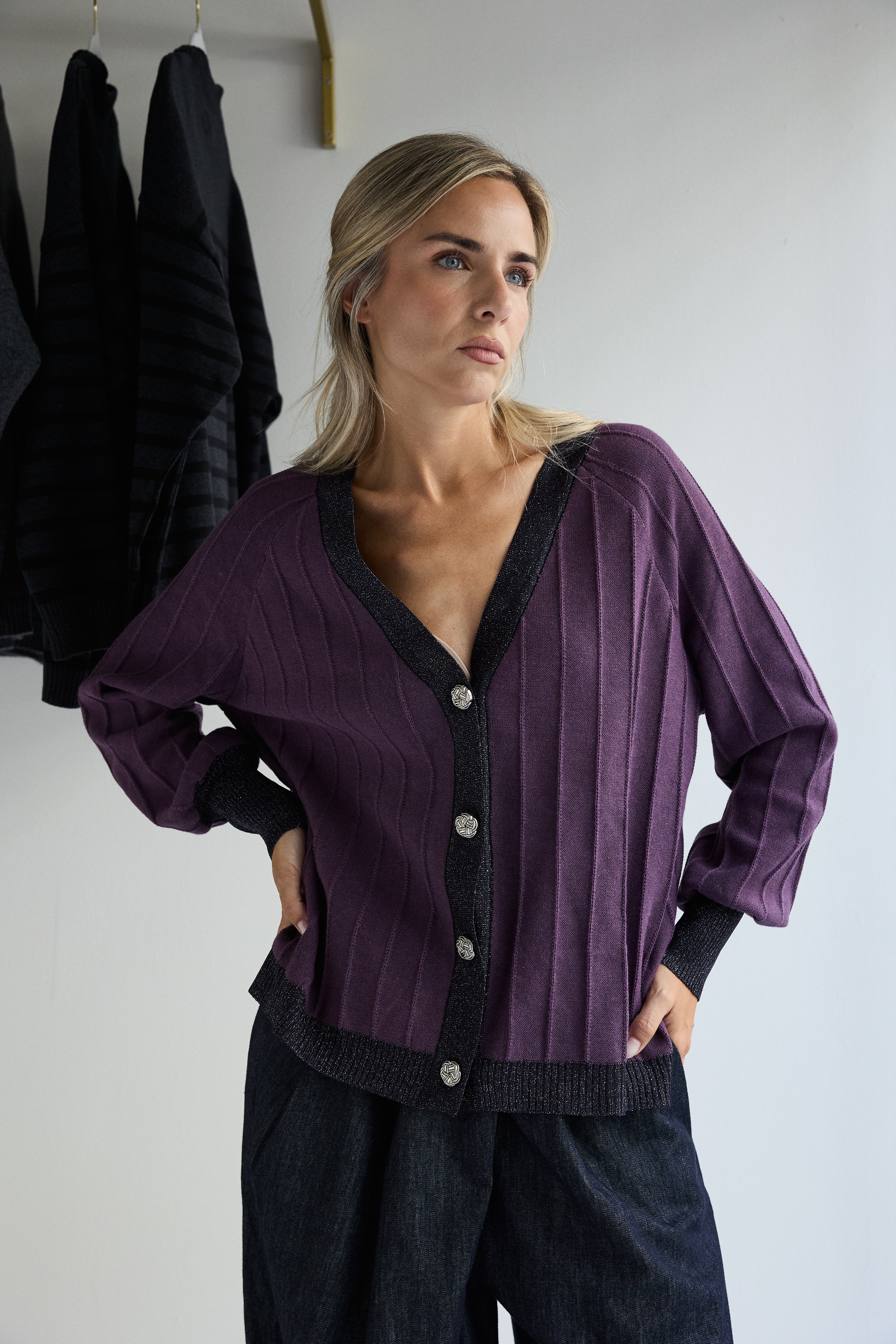 CARDIGAN PROVENZA BERENJENA