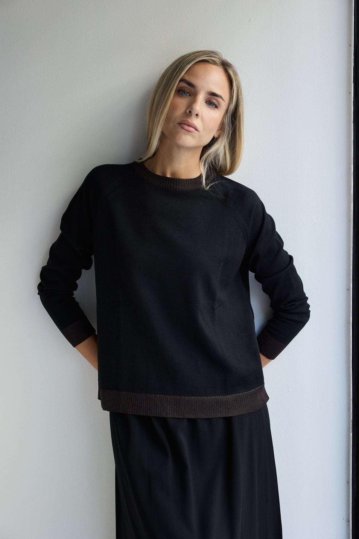 JERSEY LANA MERINO Y LUREX  PIPER NEGRO Y CHOCOLATE